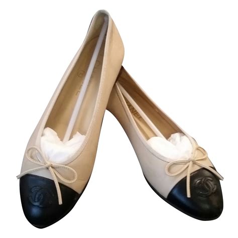 chanel two tone ballet flats|chanel ballet flats price.